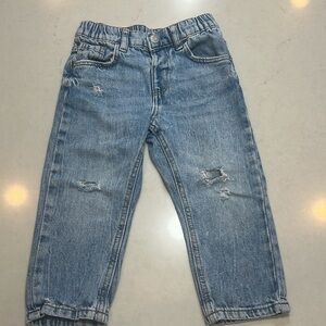 Zara boy's ripped jeans pants, size 2-3 years, excellent condition.